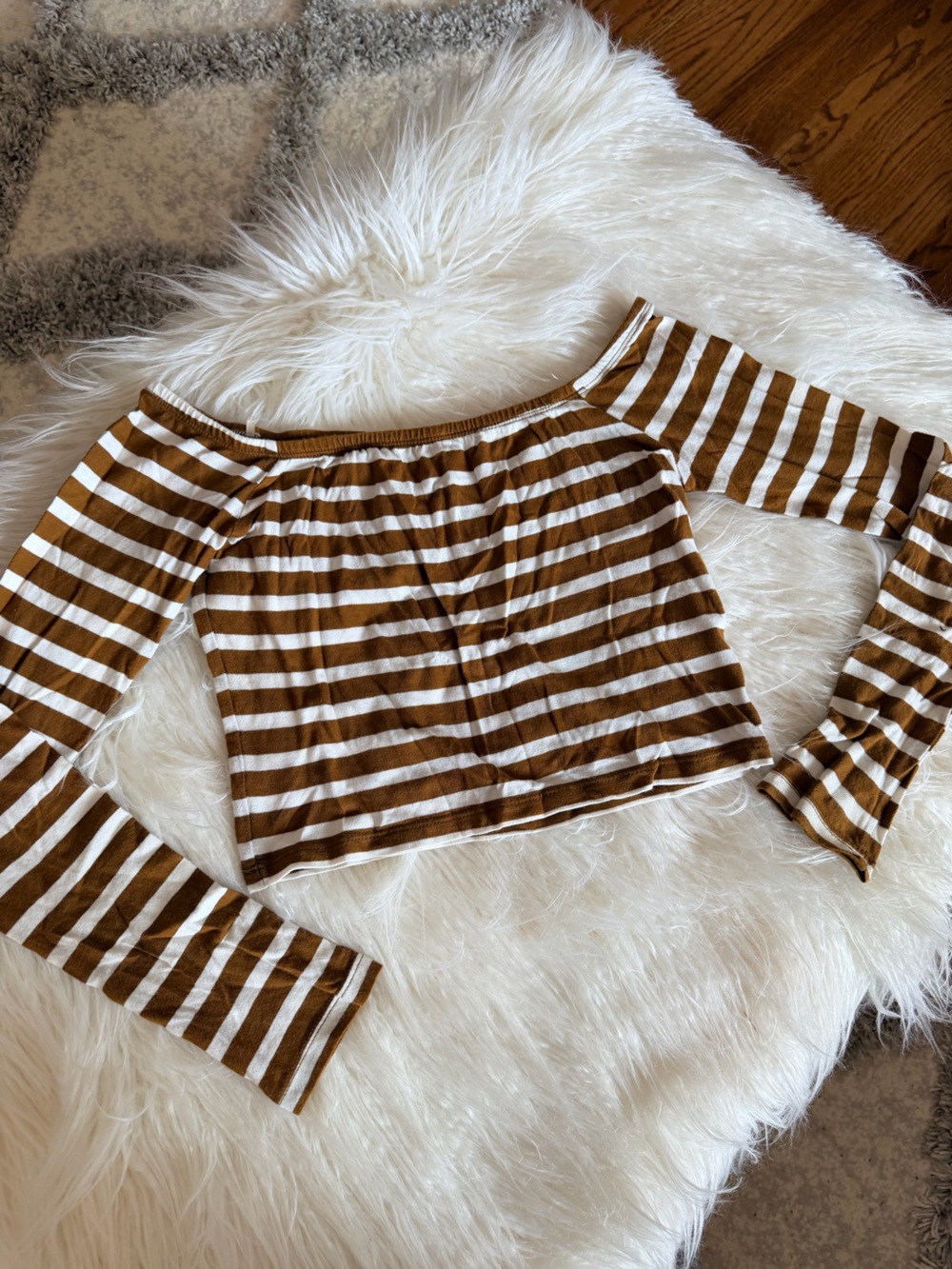 Forever 21 Yellow and White Striped Long-Sleeve Crop Top